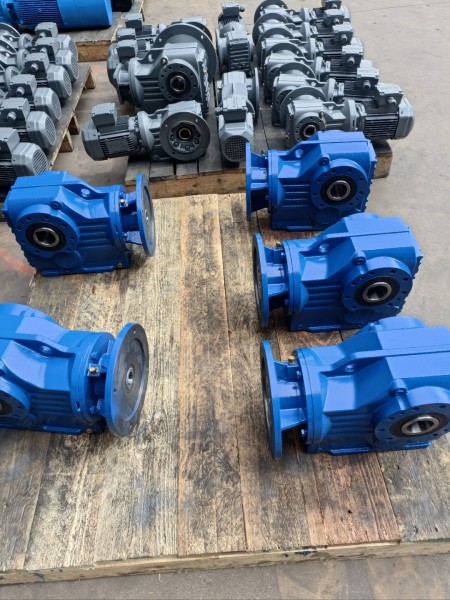 Bevel Gear Reducers
