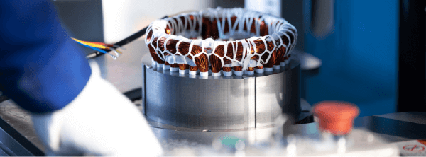 Paikot -ikot ang stator ng 3 phase motor