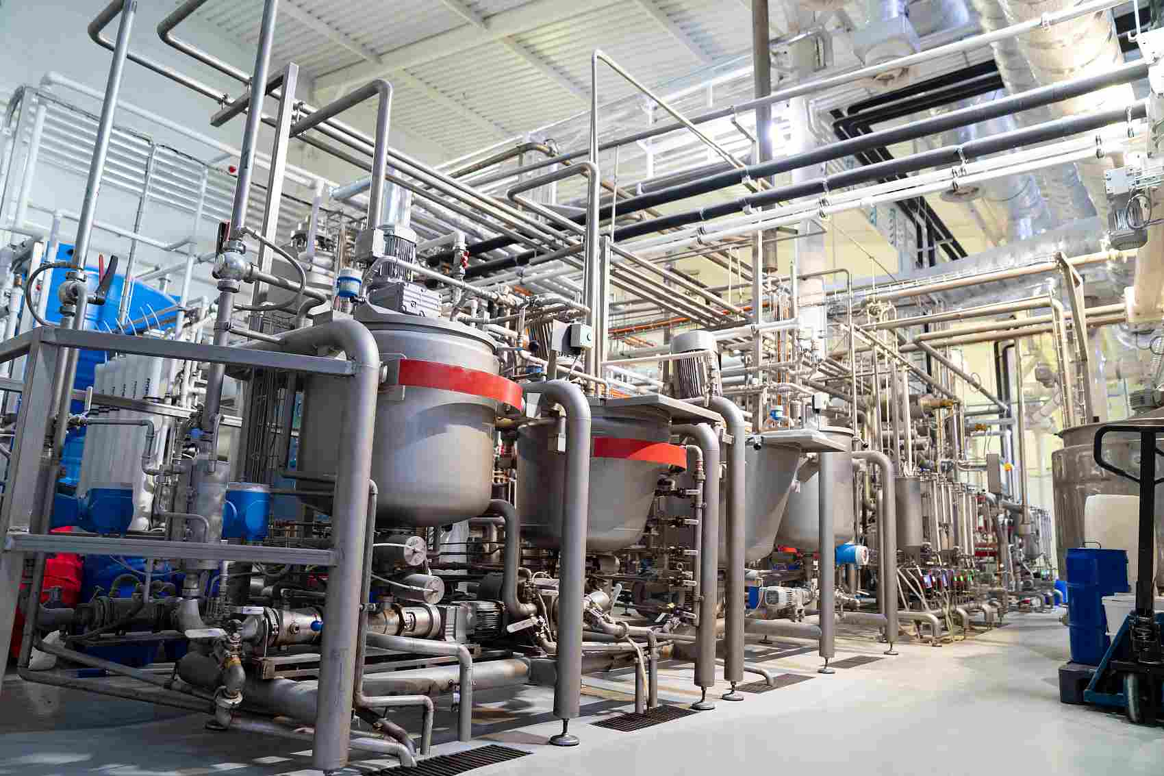 糖果厂的一套糖浆、焦糖煮食设备。生产的糖果