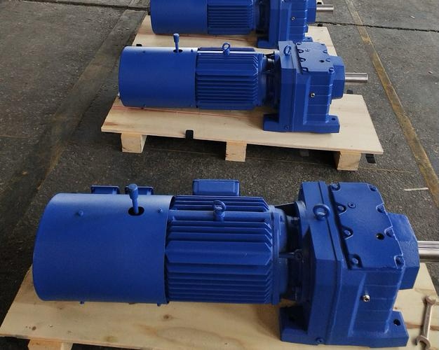 R系列+变频制动电机